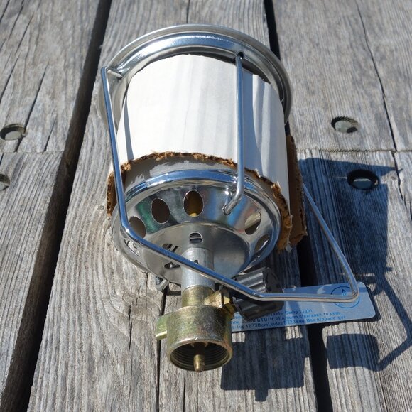 Vintage Yanes 4352 Camping Gas Lantern - Picture 8 of 16